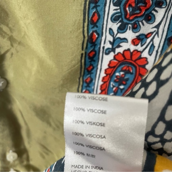 UO Hayden Souvenir Button Down XS - Picture 3 of 11